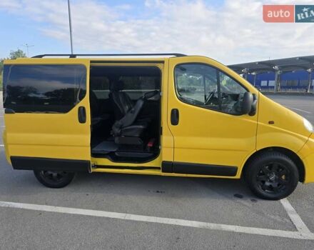 Желтый Опель Виваро, объемом двигателя 2 л и пробегом 290 тыс. км за 8900 $, фото 55 на Automoto.ua