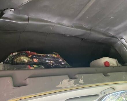 Желтый Опель Виваро, объемом двигателя 2 л и пробегом 385 тыс. км за 8000 $, фото 7 на Automoto.ua