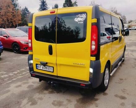 Жовтий Опель Віваро, об'ємом двигуна 2 л та пробігом 232 тис. км за 7500 $, фото 4 на Automoto.ua
