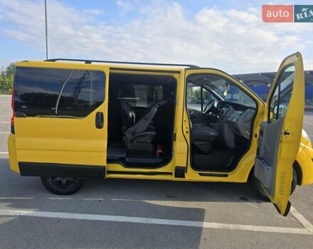 Желтый Опель Виваро, объемом двигателя 2 л и пробегом 290 тыс. км за 8900 $, фото 56 на Automoto.ua
