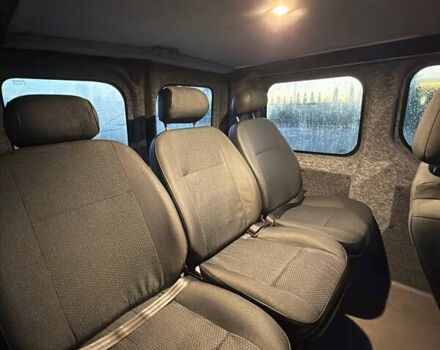 Жовтий Опель Віваро, об'ємом двигуна 2 л та пробігом 260 тис. км за 8900 $, фото 8 на Automoto.ua