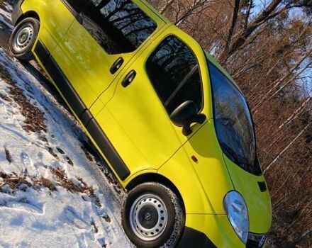 Желтый Опель Виваро, объемом двигателя 2 л и пробегом 253 тыс. км за 7800 $, фото 13 на Automoto.ua