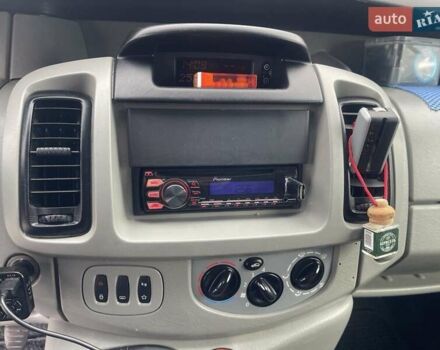 Желтый Опель Виваро, объемом двигателя 2 л и пробегом 253 тыс. км за 7800 $, фото 10 на Automoto.ua