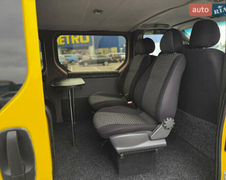 Жовтий Опель Віваро, об'ємом двигуна 2.5 л та пробігом 270 тис. км за 11300 $, фото 28 на Automoto.ua