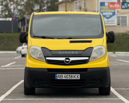 Жовтий Опель Віваро, об'ємом двигуна 2.5 л та пробігом 270 тис. км за 11300 $, фото 6 на Automoto.ua