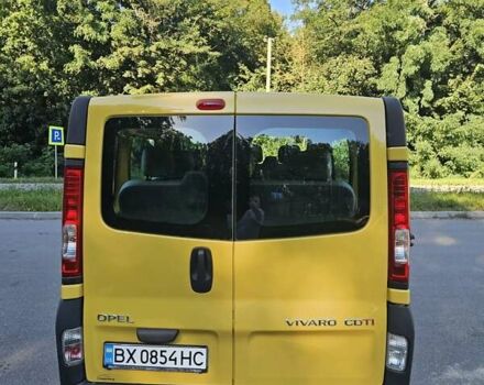 Жовтий Опель Віваро, об'ємом двигуна 2 л та пробігом 260 тис. км за 8999 $, фото 6 на Automoto.ua