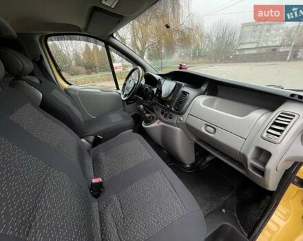 Жовтий Опель Віваро, об'ємом двигуна 2 л та пробігом 272 тис. км за 10700 $, фото 34 на Automoto.ua