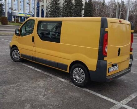 Желтый Опель Виваро, объемом двигателя 2 л и пробегом 270 тыс. км за 11200 $, фото 4 на Automoto.ua