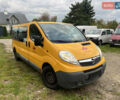 Желтый Опель Виваро, объемом двигателя 2.5 л и пробегом 274 тыс. км за 8900 $, фото 2 на Automoto.ua