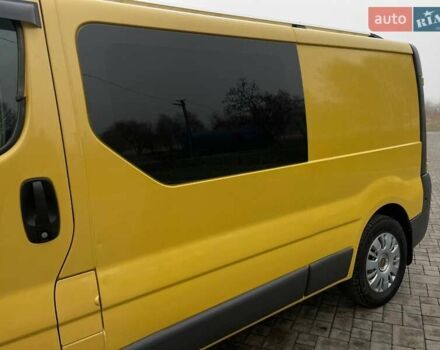Жовтий Опель Віваро, об'ємом двигуна 2 л та пробігом 272 тис. км за 10700 $, фото 13 на Automoto.ua