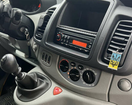 Жовтий Опель Віваро, об'ємом двигуна 2 л та пробігом 142 тис. км за 15700 $, фото 23 на Automoto.ua