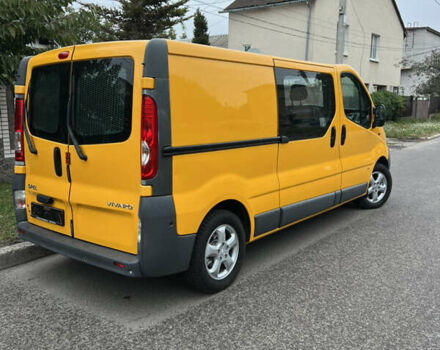 Жовтий Опель Віваро, об'ємом двигуна 2 л та пробігом 142 тис. км за 15700 $, фото 3 на Automoto.ua