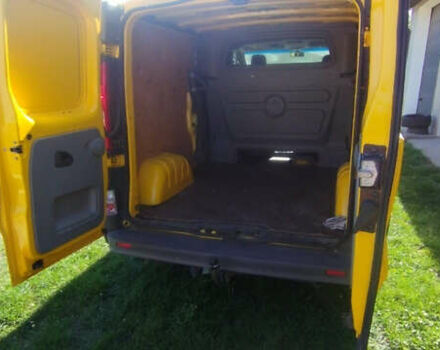 Желтый Опель Виваро, объемом двигателя 2 л и пробегом 297 тыс. км за 11900 $, фото 6 на Automoto.ua