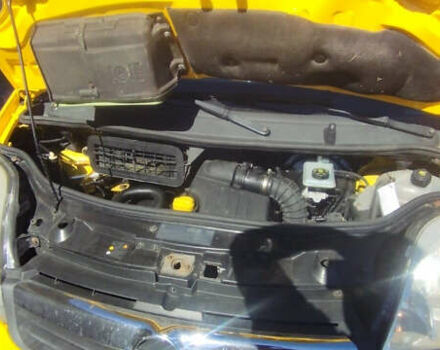 Желтый Опель Виваро, объемом двигателя 2 л и пробегом 297 тыс. км за 11900 $, фото 13 на Automoto.ua