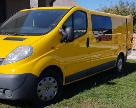 Желтый Опель Виваро, объемом двигателя 2 л и пробегом 297 тыс. км за 11900 $, фото 8 на Automoto.ua