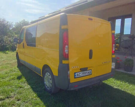 Желтый Опель Виваро, объемом двигателя 2 л и пробегом 297 тыс. км за 11900 $, фото 9 на Automoto.ua