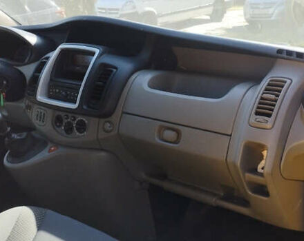 Желтый Опель Виваро, объемом двигателя 2 л и пробегом 297 тыс. км за 11900 $, фото 1 на Automoto.ua