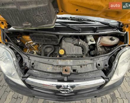 Желтый Опель Виваро, объемом двигателя 2 л и пробегом 318 тыс. км за 13450 $, фото 29 на Automoto.ua