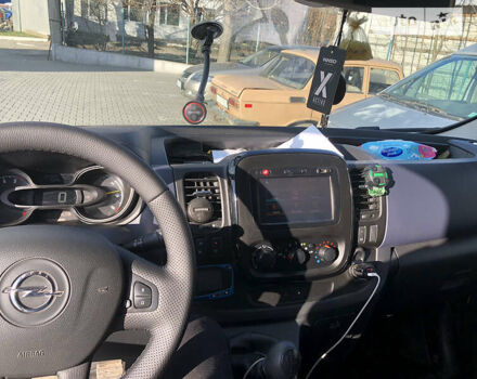 Жовтий Опель Віваро, об'ємом двигуна 1.6 л та пробігом 320 тис. км за 14800 $, фото 19 на Automoto.ua