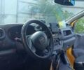 Желтый Опель Виваро, объемом двигателя 1.6 л и пробегом 232 тыс. км за 13500 $, фото 1 на Automoto.ua