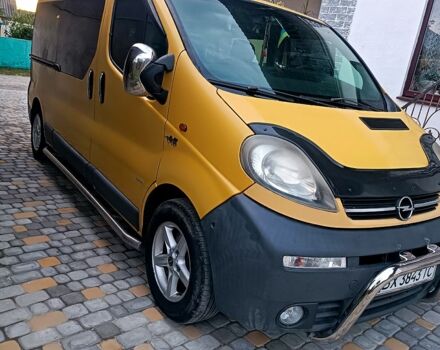 Жовтий Опель Віваро, об'ємом двигуна 1.9 л та пробігом 370 тис. км за 6500 $, фото 5 на Automoto.ua