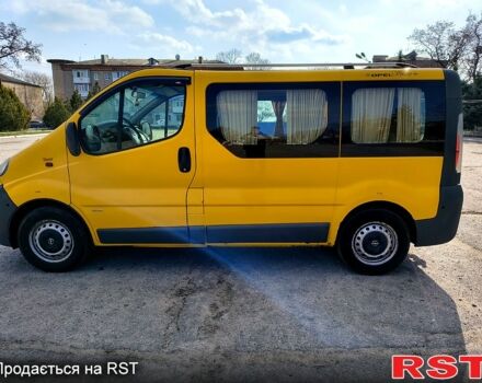 Желтый Опель Виваро, объемом двигателя 1.9 л и пробегом 350 тыс. км за 6300 $, фото 7 на Automoto.ua