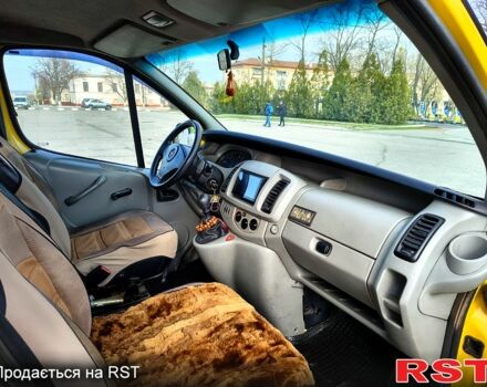 Желтый Опель Виваро, объемом двигателя 1.9 л и пробегом 350 тыс. км за 6300 $, фото 12 на Automoto.ua