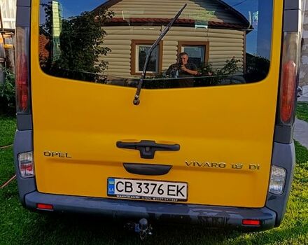 Желтый Опель Виваро, объемом двигателя 1.9 л и пробегом 212 тыс. км за 7500 $, фото 3 на Automoto.ua