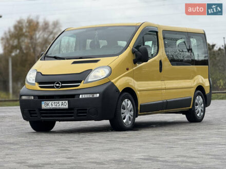 Опель Виваро 2004 в Житомире на Automoto.ua Желтый Опель Виваро, объемом двигателя 2.46 л и пробегом 280 тыс. км за 6999 $, фото 1 на Automoto.ua