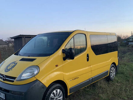 Жовтий Опель Віваро, об'ємом двигуна 1.87 л та пробігом 265 тис. км за 5700 $, фото 1 на Automoto.ua