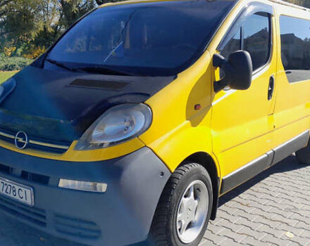 Желтый Опель Виваро, объемом двигателя 1.87 л и пробегом 197 тыс. км за 6200 $, фото 1 на Automoto.ua