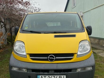 Жовтий Опель Віваро, об'ємом двигуна 1.9 л та пробігом 180 тис. км за 7100 $, фото 1 на Automoto.ua