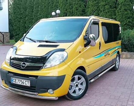 Желтый Опель Виваро, объемом двигателя 2 л и пробегом 285 тыс. км за 11750 $, фото 1 на Automoto.ua