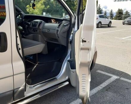 Сірий Опель Віваро, об'ємом двигуна 2 л та пробігом 200 тис. км за 7300 $, фото 27 на Automoto.ua