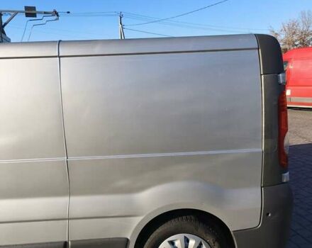 Серый Опель Виваро, объемом двигателя 2.02 л и пробегом 320 тыс. км за 7900 $, фото 5 на Automoto.ua