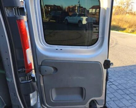 Серый Опель Виваро, объемом двигателя 2.02 л и пробегом 320 тыс. км за 7900 $, фото 20 на Automoto.ua