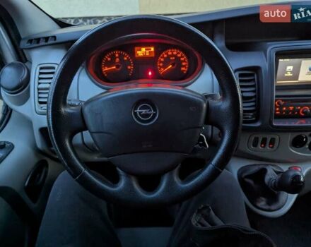 Сірий Опель Віваро, об'ємом двигуна 2 л та пробігом 238 тис. км за 11600 $, фото 4 на Automoto.ua