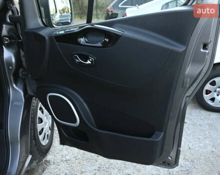 Серый Опель Виваро, объемом двигателя 1.6 л и пробегом 274 тыс. км за 11300 $, фото 30 на Automoto.ua