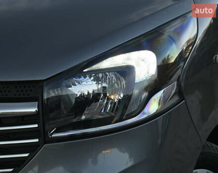 Серый Опель Виваро, объемом двигателя 1.6 л и пробегом 274 тыс. км за 11300 $, фото 8 на Automoto.ua