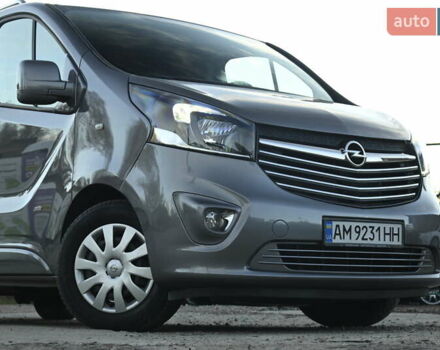 Сірий Опель Віваро, об'ємом двигуна 1.6 л та пробігом 274 тис. км за 11300 $, фото 2 на Automoto.ua
