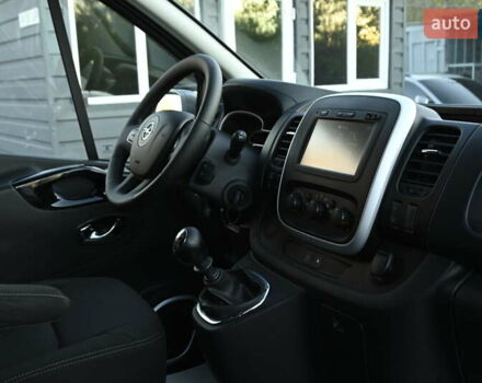 Сірий Опель Віваро, об'ємом двигуна 1.6 л та пробігом 274 тис. км за 11300 $, фото 32 на Automoto.ua