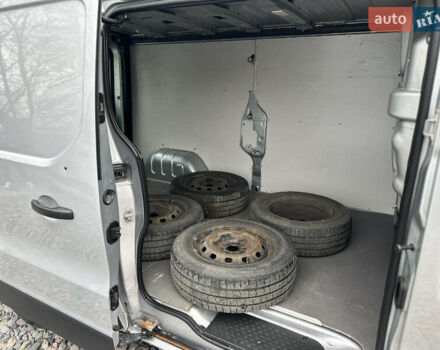 Сірий Опель Віваро, об'ємом двигуна 1.6 л та пробігом 202 тис. км за 13390 $, фото 25 на Automoto.ua