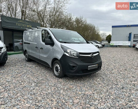 Сірий Опель Віваро, об'ємом двигуна 1.6 л та пробігом 202 тис. км за 13390 $, фото 12 на Automoto.ua