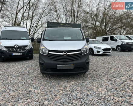 Сірий Опель Віваро, об'ємом двигуна 1.6 л та пробігом 202 тис. км за 13390 $, фото 2 на Automoto.ua
