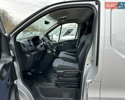 Сірий Опель Віваро, об'ємом двигуна 1.6 л та пробігом 202 тис. км за 13390 $, фото 15 на Automoto.ua