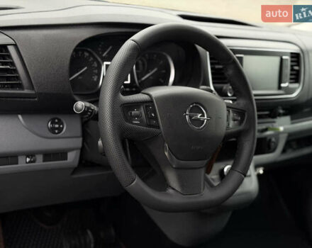 Серый Опель Виваро, объемом двигателя 2 л и пробегом 106 тыс. км за 21900 $, фото 58 на Automoto.ua