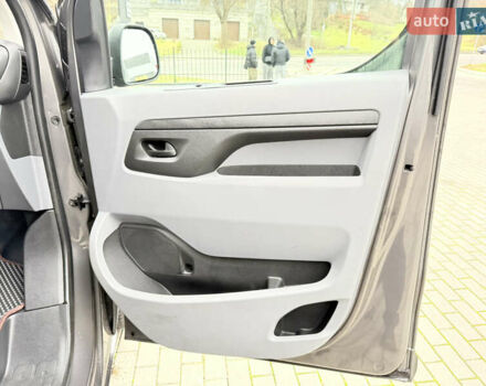 Серый Опель Виваро, объемом двигателя 2 л и пробегом 106 тыс. км за 21900 $, фото 71 на Automoto.ua