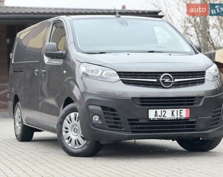 Серый Опель Виваро, объемом двигателя 2 л и пробегом 106 тыс. км за 21900 $, фото 13 на Automoto.ua