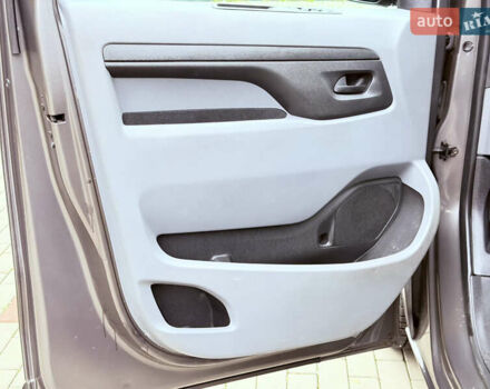 Серый Опель Виваро, объемом двигателя 2 л и пробегом 106 тыс. км за 21900 $, фото 55 на Automoto.ua