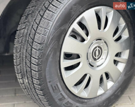 Серый Опель Виваро, объемом двигателя 2 л и пробегом 106 тыс. км за 21900 $, фото 78 на Automoto.ua